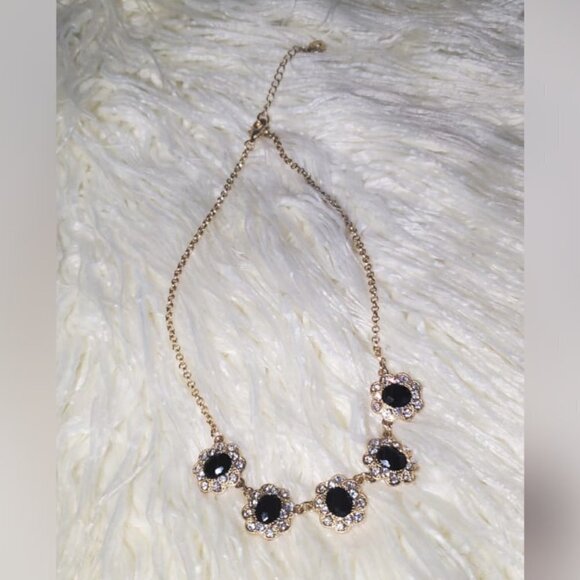 💃Designer Chain Necklace With Dazzling Crystal Stones🌴 - Picture 3 of 8